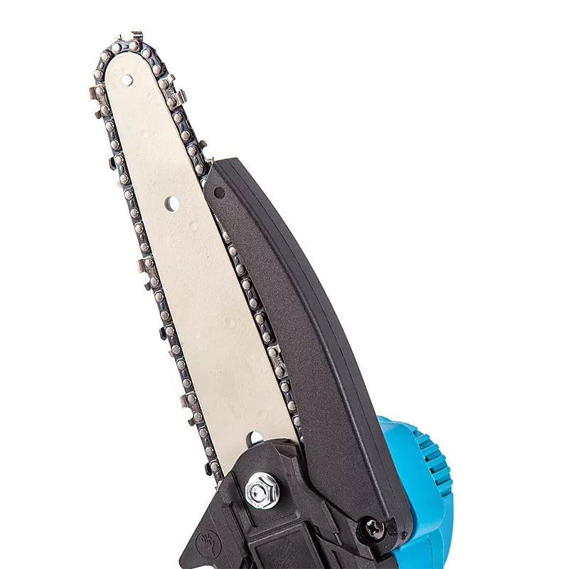 gallery-21v-4-6in-lithium-chainsaw-3 gallery-21v-4-6in-lithium-chainsaw-3